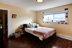 1064 Beverley Pl — listing photo 54 of 88