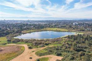 312-991 McKenzie Ave — listing photo 35 of 37
