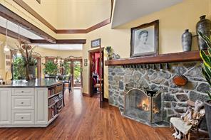 405 Coralee Pl — listing photo 18 of 58