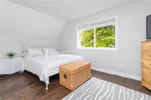 1927 Riverside Dr — listing photo 21 of 41