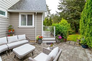 1927 Riverside Dr — listing photo 29 of 41
