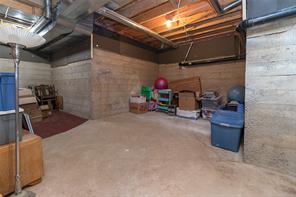 1927 Riverside Dr — listing photo 33 of 41