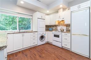 1927 Riverside Dr — listing photo 36 of 41