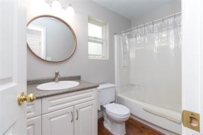1927 Riverside Dr — listing photo 40 of 41