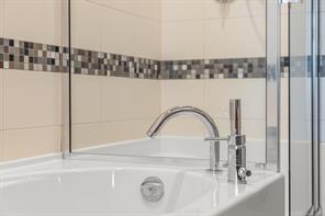 605-732 Cormorant St — listing photo 17 of 37