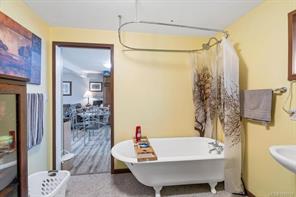 11090 Chemainus Rd — listing photo 25 of 47