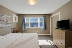 1069 Fitzgerald Rd — listing photo 18 of 52