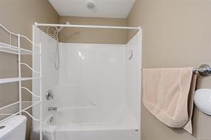 1069 Fitzgerald Rd — listing photo 24 of 52