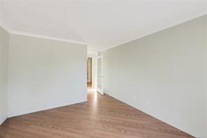 574 Cedar Cres — listing photo 36 of 66