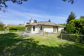 574 Cedar Cres — listing photo 51 of 66