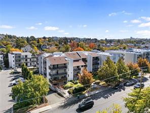 105-2757 Quadra St — listing photo 22 of 26