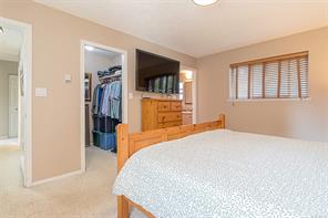 1111 Fern Ridge Dr — listing photo 25 of 61