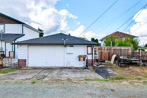 2635 5th Ave — listing photo 22 of 28