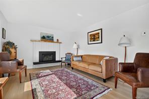 2158 Downey Ave — listing photo 17 of 99