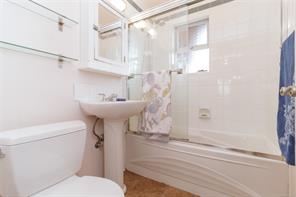 1747 Newton St — listing photo 21 of 38