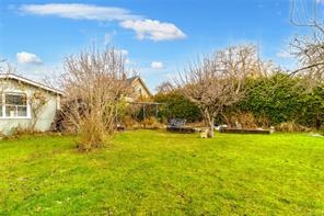 1747 Newton St — listing photo 37 of 38