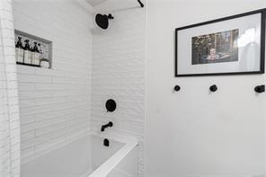 549 Doreen Pl — listing photo 21 of 40
