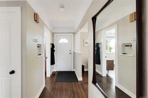 3221 Service St — listing photo 21 of 45