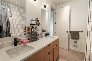 1-590 Marine Dr — listing photo 21 of 29