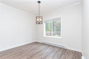 17 Saanich Ridge Dr — listing photo 14 of 48