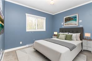 17 Saanich Ridge Dr — listing photo 19 of 48