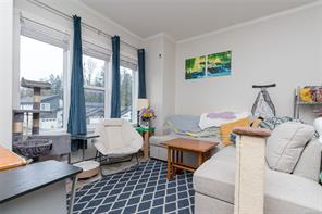 17 Saanich Ridge Dr — listing photo 30 of 48