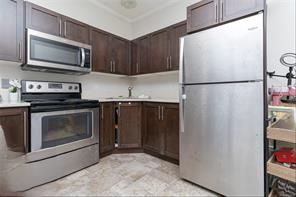17 Saanich Ridge Dr — listing photo 32 of 48