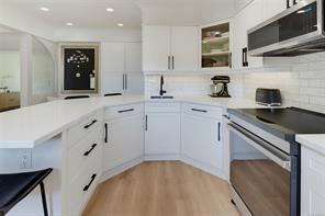 943 Linkleas Ave — listing photo 19 of 57