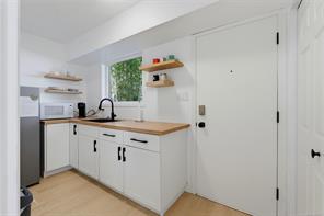 943 Linkleas Ave — listing photo 40 of 57