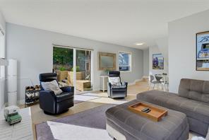 943 Linkleas Ave — listing photo 44 of 57