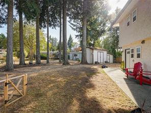2271 Alicia Pl — listing photo 29 of 35