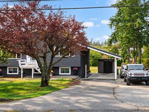 558 Kenneth St — listing photo 39 of 43