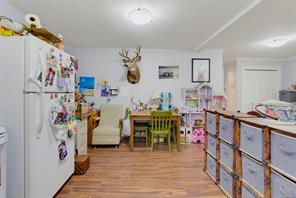 2079 Longspur Dr — listing photo 32 of 35