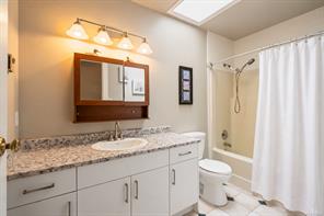 3572 Wishart Rd — listing photo 17 of 31