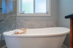 2373 Anderson Ave — listing photo 28 of 56