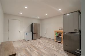 2373 Anderson Ave — listing photo 39 of 56