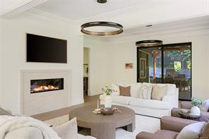 8401 Lawrence Rd — listing photo 14 of 74