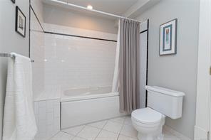 875 Richmond Ave — listing photo 48 of 71