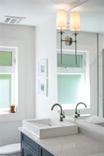 527 Burman Crt — listing photo 20 of 39