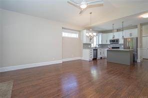 18-3110 Cook St — listing photo 14 of 32