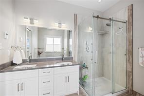 9-1584 Adelaide St — listing photo 22 of 56