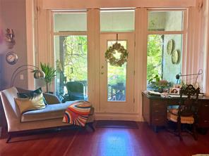 1249 Rockland Ave — listing photo 20 of 40