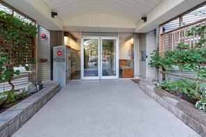 103-1685 Estevan Rd — listing photo 16 of 40