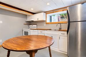 1215 Queens Ave — listing photo 21 of 50