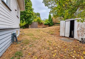 1215 Queens Ave — listing photo 37 of 50