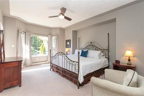 8593 Kingcome Cres — listing photo 15 of 50