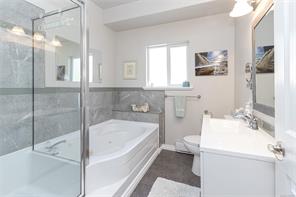 8593 Kingcome Cres — listing photo 18 of 50
