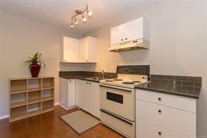8593 Kingcome Cres — listing photo 27 of 50