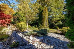 8593 Kingcome Cres — listing photo 39 of 50