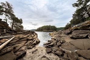 8 Ruxton Island — listing photo 32 of 59